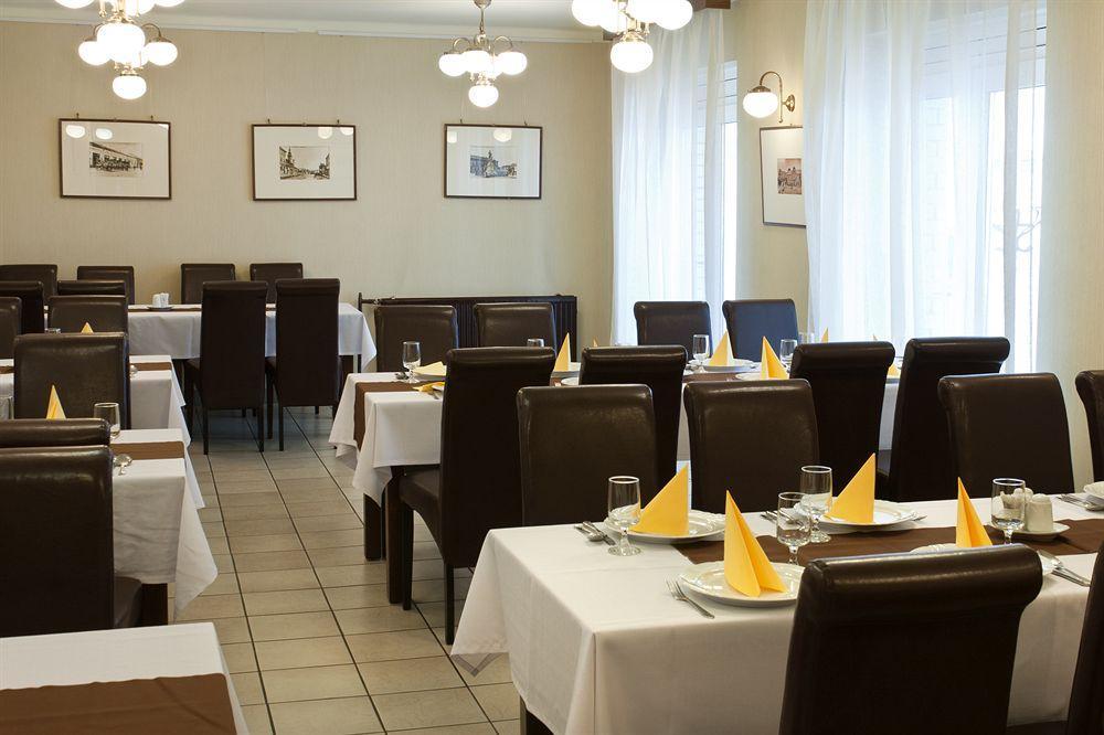 Hotel Central Nyíregyháza Екстериор снимка