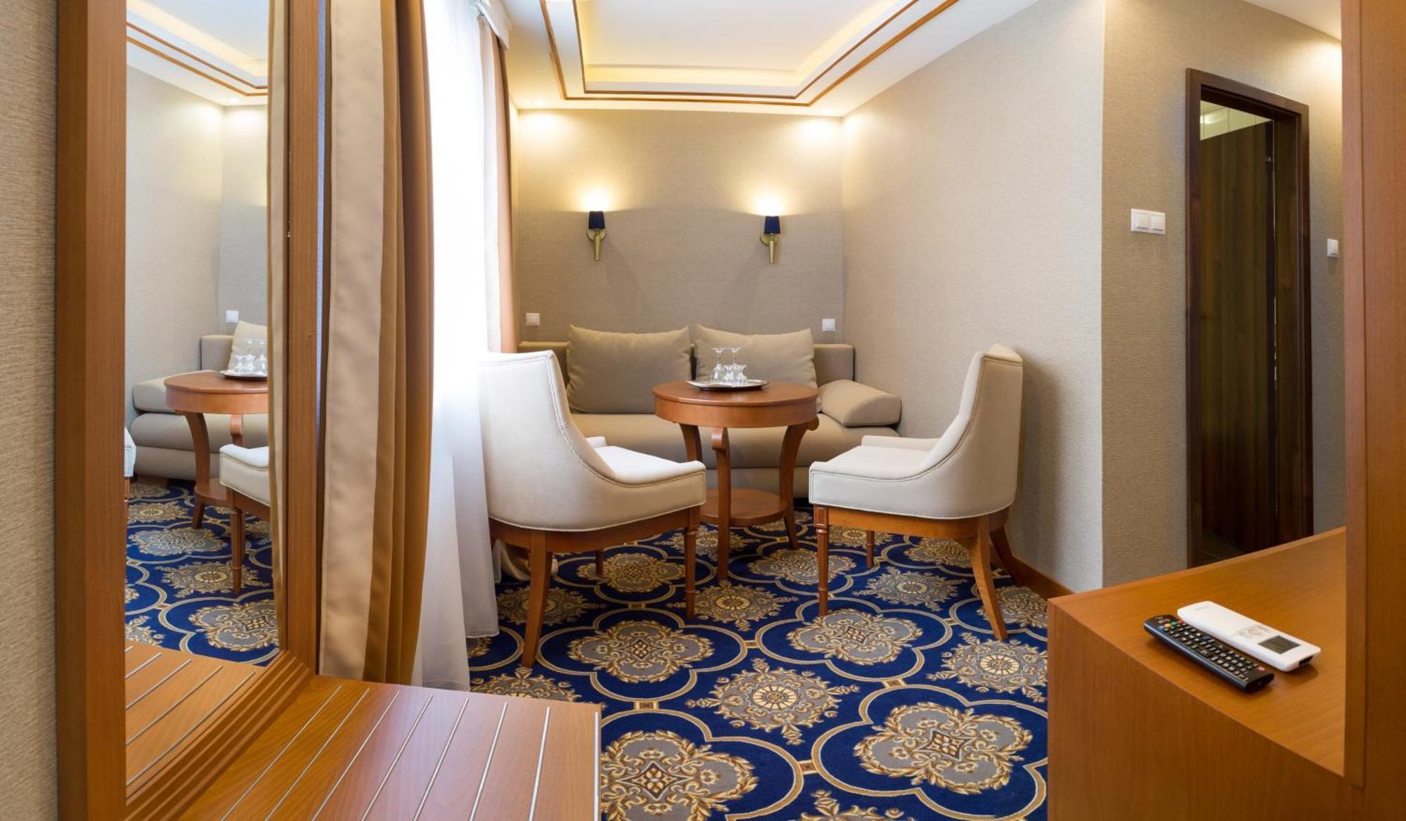 Hotel Central Nyíregyháza Екстериор снимка