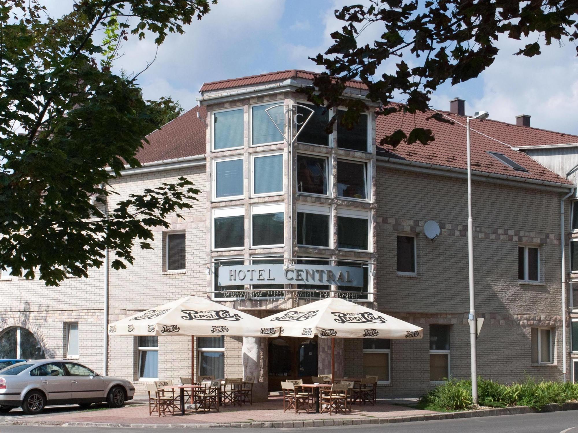 Hotel Central Nyíregyháza Екстериор снимка