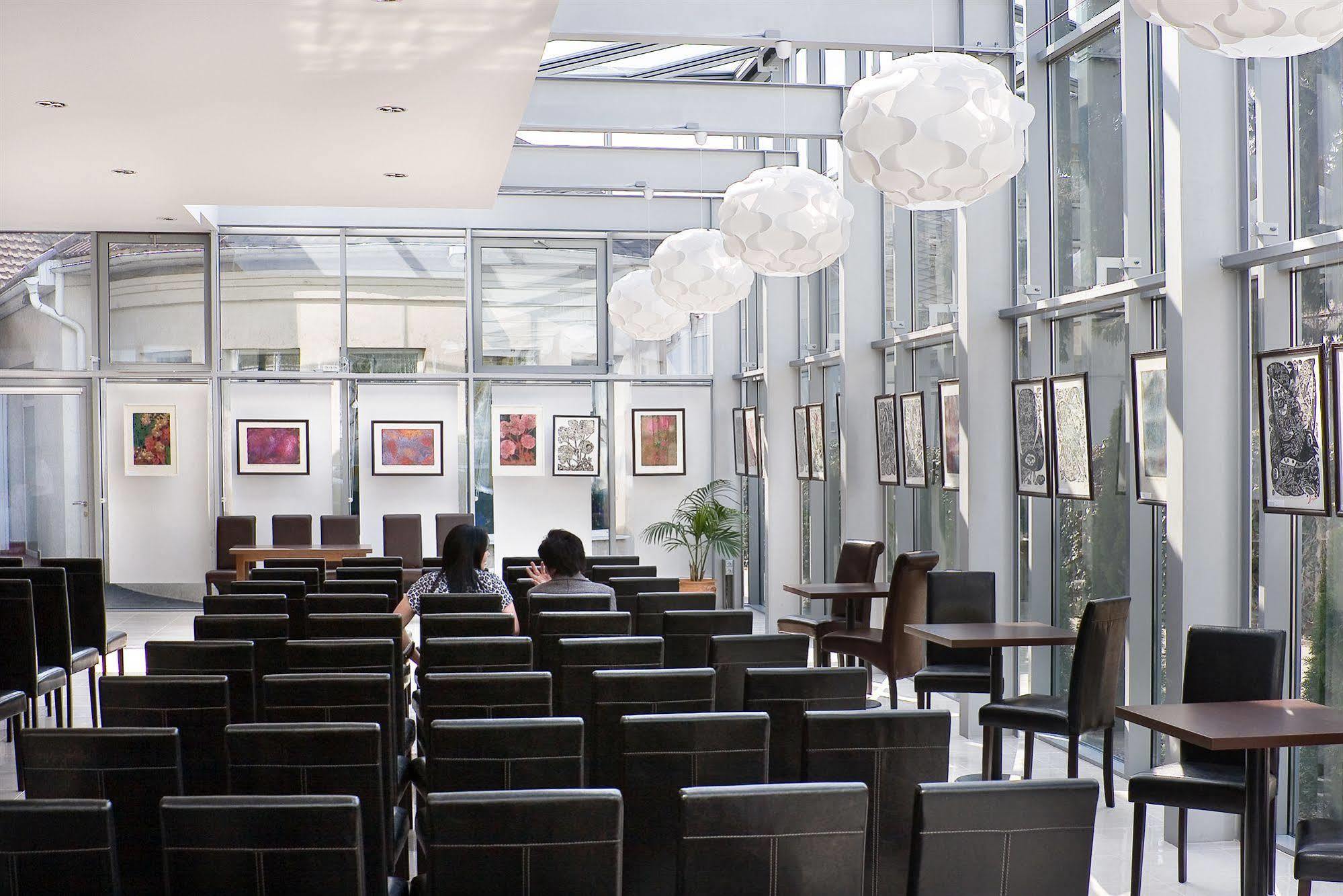 Hotel Central Nyíregyháza Екстериор снимка