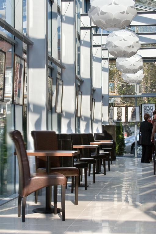 Hotel Central Nyíregyháza Екстериор снимка